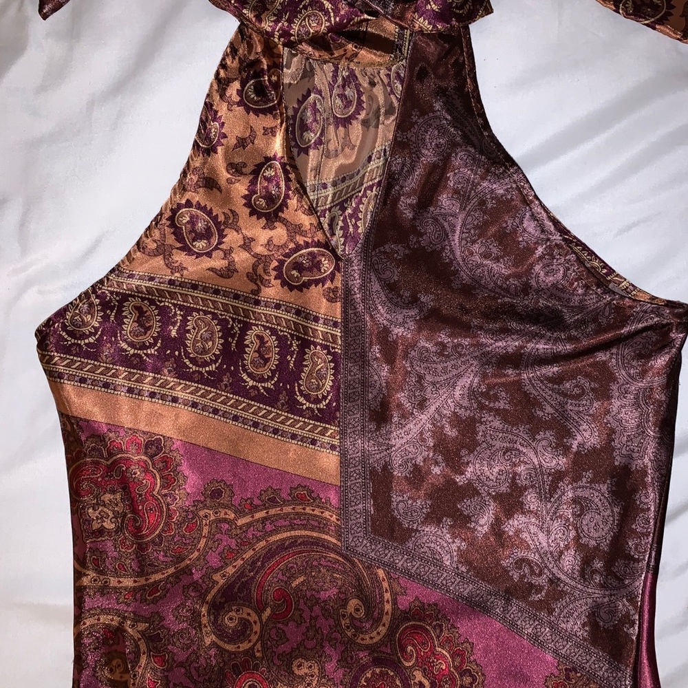 Patterned Top - Picture 2 of 3